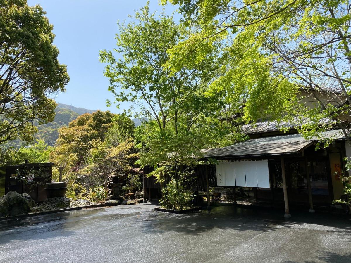 Kaiseki Ryokan Ashikari Yugawara Esterno foto