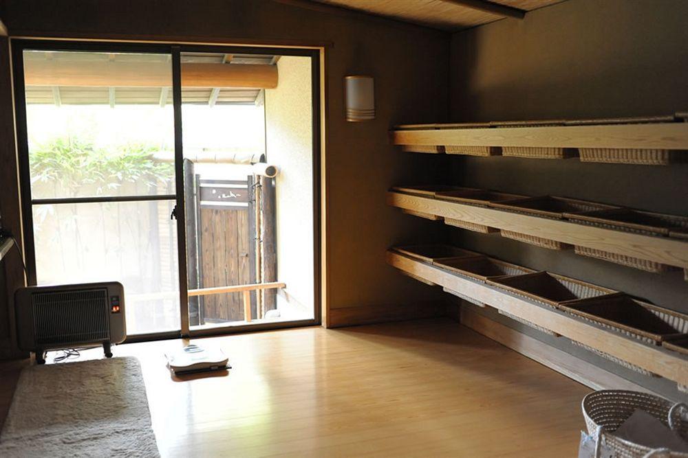 Kaiseki Ryokan Ashikari Yugawara Esterno foto
